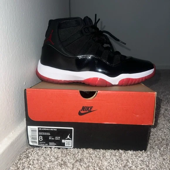 Air Jordan 11 Retro Bred - Picture 3 of 10
